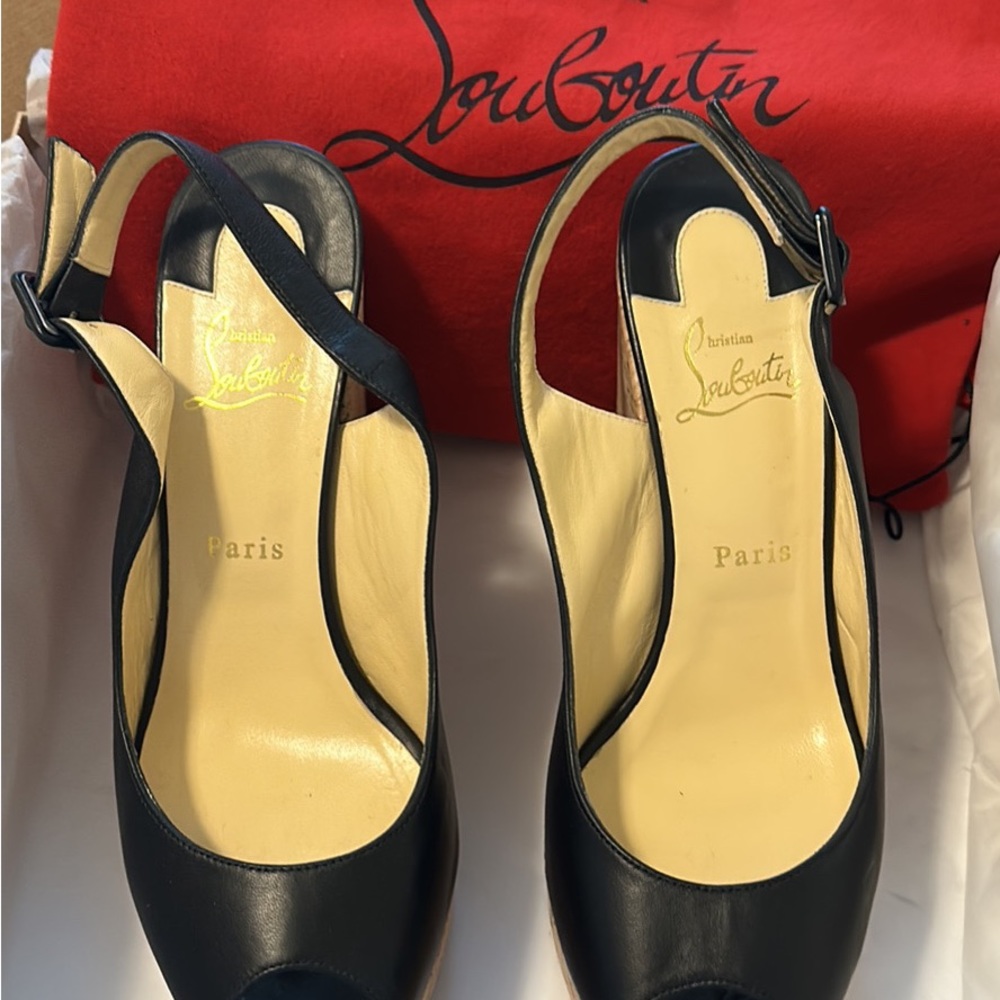 Authentic CL Dona Anna 120 Nappa/Cork wedges.